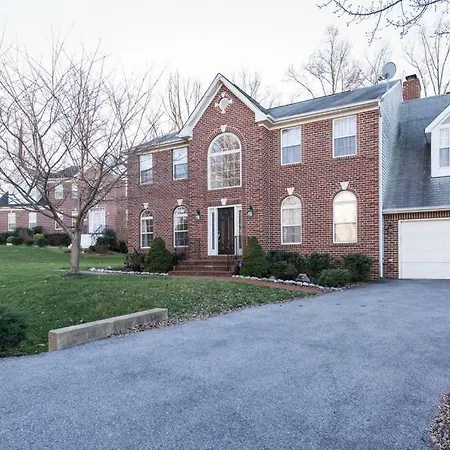 Superb Basement Close To The Gaylord Mgm Outlets National Harbor